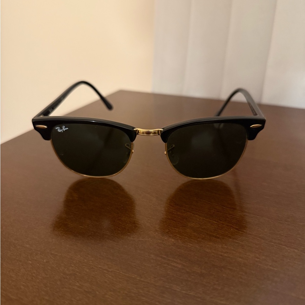 Ray-Ban Men’s Clubmaster Classic